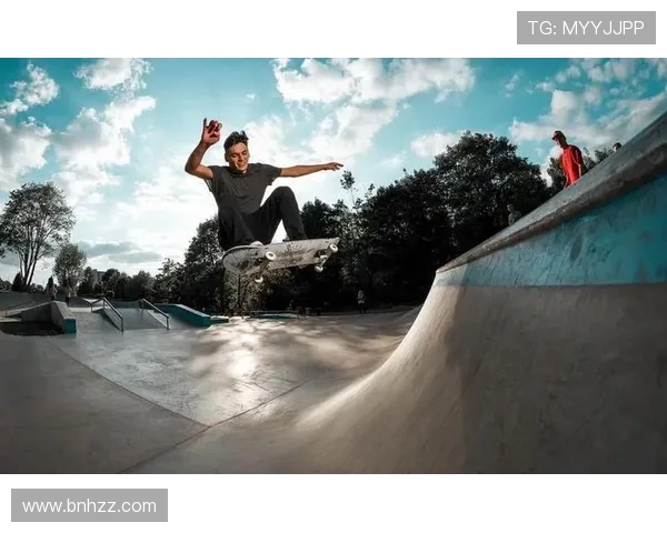 北京滑板队在极限运动世界杯中的精彩节奏与表现分析